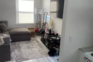 7 Anawanda Rd, North Babylon, NY 11703 - Photo 4