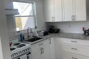 7 Anawanda Rd, North Babylon, NY 11703 - Photo 2