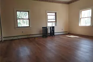 29 Grand St, Wurtsboro, NY 12790 - Photo 10