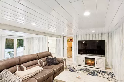 18 Matilda Court, Bayport, NY 11705 - Photo 34