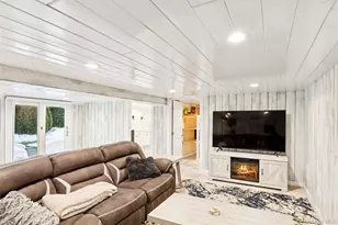 18 Matilda Ct, Bayport, NY 11705 - Photo 34