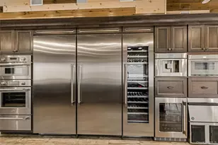 18 Matilda Ct, Bayport, NY 11705 - Photo 8