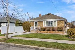 138-07 13th Ave, Whitestone, NY 11357 - Photo 2