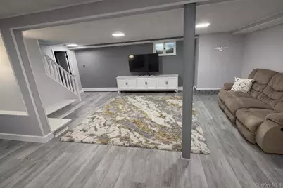 892 Lilac Drive, Massapequa, NY 11758 - Photo 12