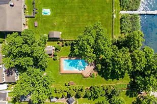 53 Hewitt Blvd, Center Moriches, NY 11934 - Photo 32