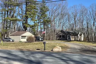 376 Roosa Gap Rd, Bloomingburg, NY 12721 - Photo 1