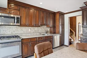 2432 Aron Dr N, Seaford, NY 11783 - Photo 10