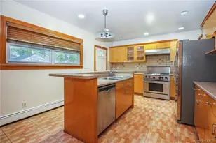 237 Coligni Ave, New Rochelle, NY 10801 - Photo 12