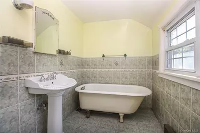 237 Coligni Avenue, New Rochelle, NY 10801 - Photo 26