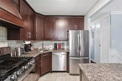 863 Home Street, Bronx, NY 10459 - Photo 32