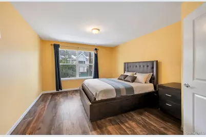 115 Weatherby Lane, Central Islip, NY 11722 - Photo 10