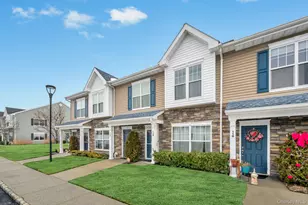 115 Weatherby Ln, Central Islip, NY 11722 - Photo 2