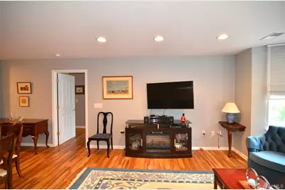 1308 Round Pointe Drive #1308, Haverstraw, NY 10927 - Photo 12
