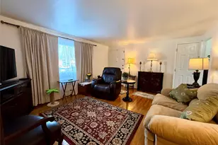 606 Parr Meadow Dr, Newburgh, NY 12550 - Photo 18