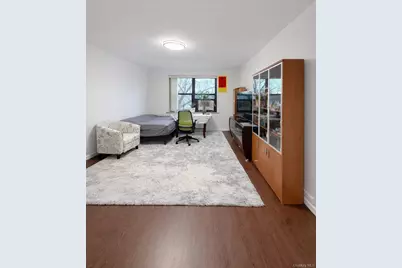 21306 75 Avenue #4P, Bayside, NY 11364 - Photo 2