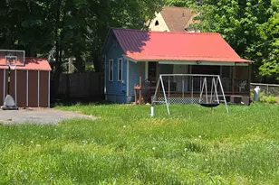 22 Smith St, Monticello, NY 12701 - Photo 2