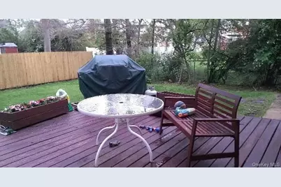 570 Church Avenue, Woodmere, NY 11598 - Photo 20