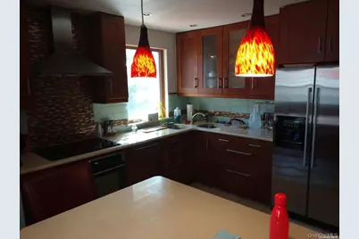 570 Church Avenue, Woodmere, NY 11598 - Photo 6