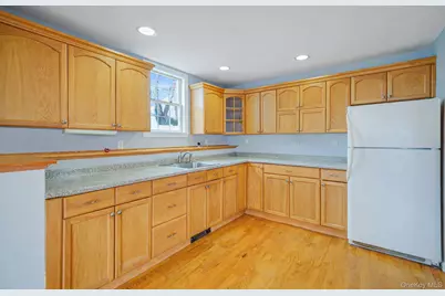 92 Hawthorne Road, Kings Park, NY 11754 - Photo 24