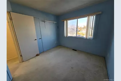 220 Montauk Highway, Speonk, NY 11972 - Photo 10