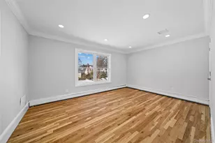 480 Hopatcong Ave, West Hempstead, NY 11552 - Photo 22