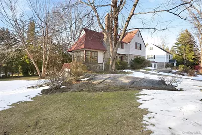 65 Howell Avenue, Larchmont, NY 10538 - Photo 32