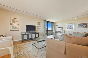 269-10 Grand Central Pkwy, Floral Park, NY 11005 - Photo 6