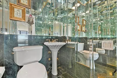 26910 Grand Central Parkway #31N, Floral Park, NY 11005 - Photo 18