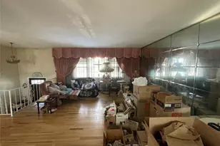 840 Robin Ct, Baldwin, NY 11510 - Photo 8