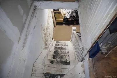 147-15 223rd Street, Springfield Gardens, NY 11413 - Photo 20