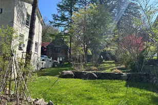 56 Clubhouse Rd, Tuxedo Park, NY 10987 - Photo 32