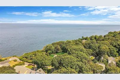 321 Sound Beach Boulevard, Sound Beach, NY 11789 - Photo 38
