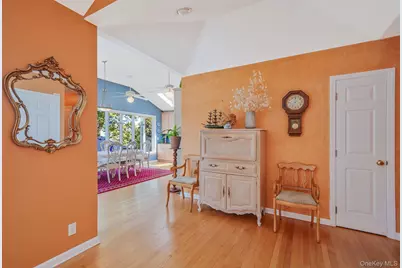 321 Sound Beach Boulevard, Sound Beach, NY 11789 - Photo 8