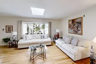 262 Cherry Pl, East Meadow, NY 11554 - Photo 2