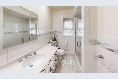 262 Cherry Place, East Meadow, NY 11554 - Photo 12