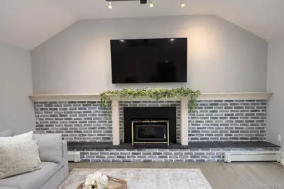 3938 Arthur Avenue N, Seaford, NY 11783 - Photo 12