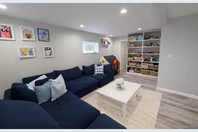 3938 Arthur Avenue N, Seaford, NY 11783 - Photo 22