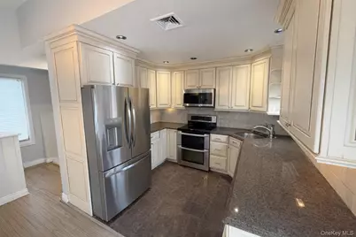 3938 Arthur Avenue N, Seaford, NY 11783 - Photo 4