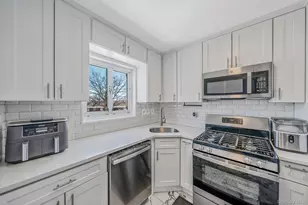 224-24 Manor Rd, Queens Village, NY 11427 - Photo 14