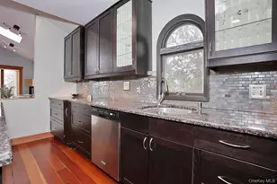 14 N Lexow Ave, Nanuet, NY 10954 - Photo 4