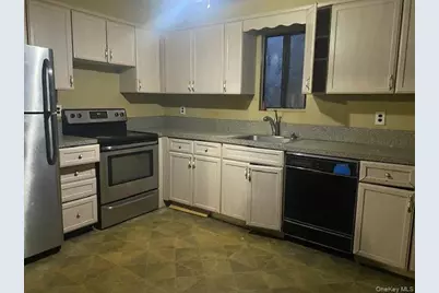 18 Windus Drive, Shirley, NY 11967 - Photo 6