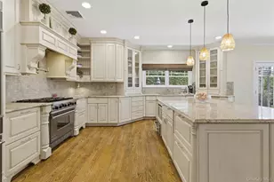 755 N Village Ave, Rockville Centre, NY 11570 - Photo 6