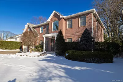 755 N Village Avenue, Rockville Centre, NY 11570 - Photo 2