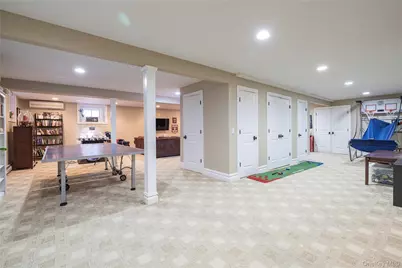 755 N Village Avenue, Rockville Centre, NY 11570 - Photo 28