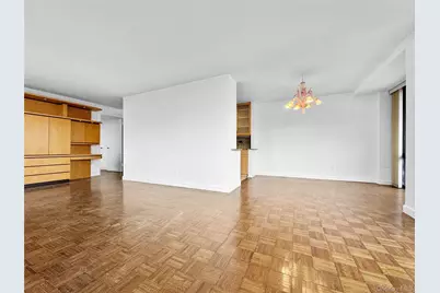 11201 Queens Boulevard #18C, Forest Hills, NY 11375 - Photo 4