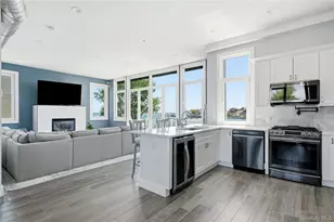 298 W Lido Promenade, Lindenhurst, NY 11757 - Photo 14