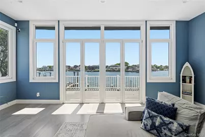 298 W Lido Promenade, Lindenhurst, NY 11757 - Photo 10