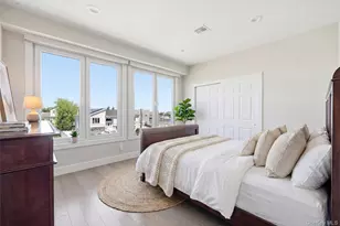 298 W Lido Promenade, Lindenhurst, NY 11757 - Photo 32