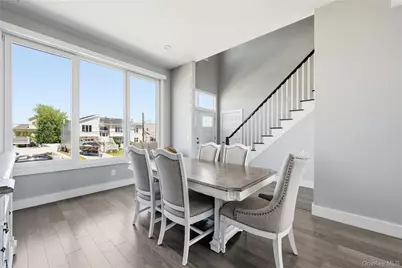 298 W Lido Promenade, Lindenhurst, NY 11757 - Photo 22