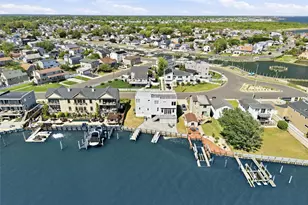 298 W Lido Promenade, Lindenhurst, NY 11757 - Photo 44